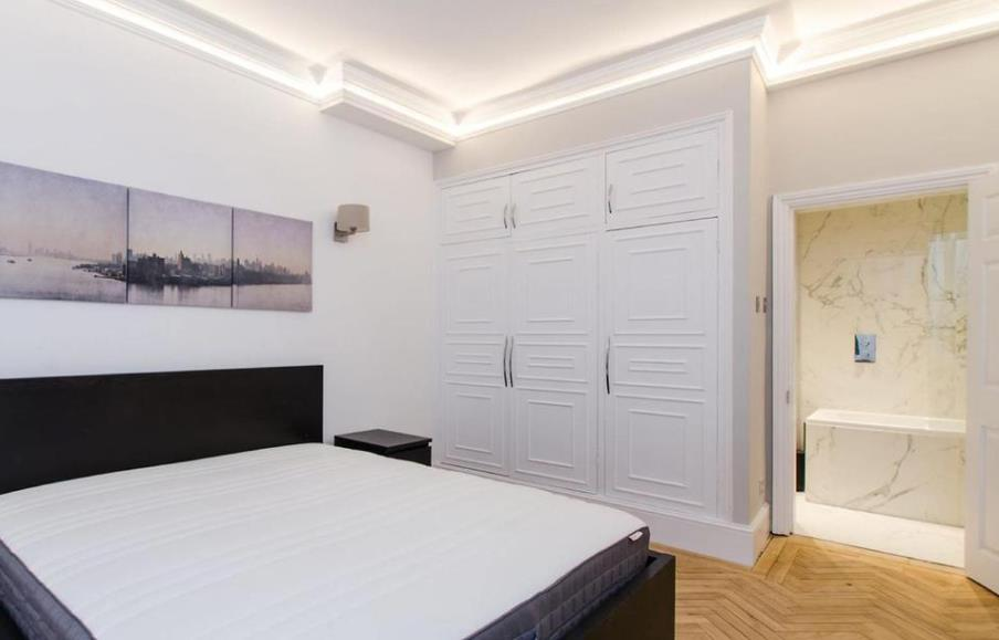 2 montagu court 5 02.09.png