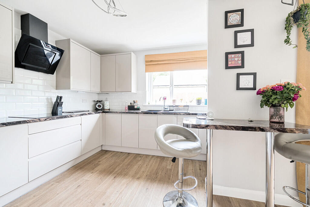 Kitchen/Dining Ro...