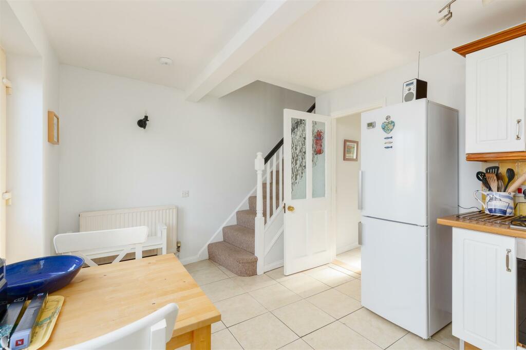 Kitchen 3