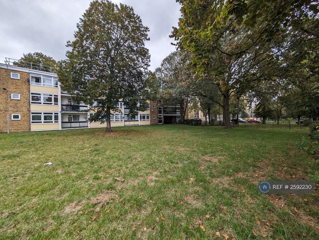 Large Shared Garden At The Back Of The Property