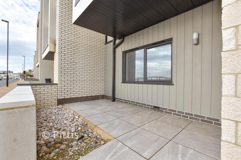 Patio / Decking