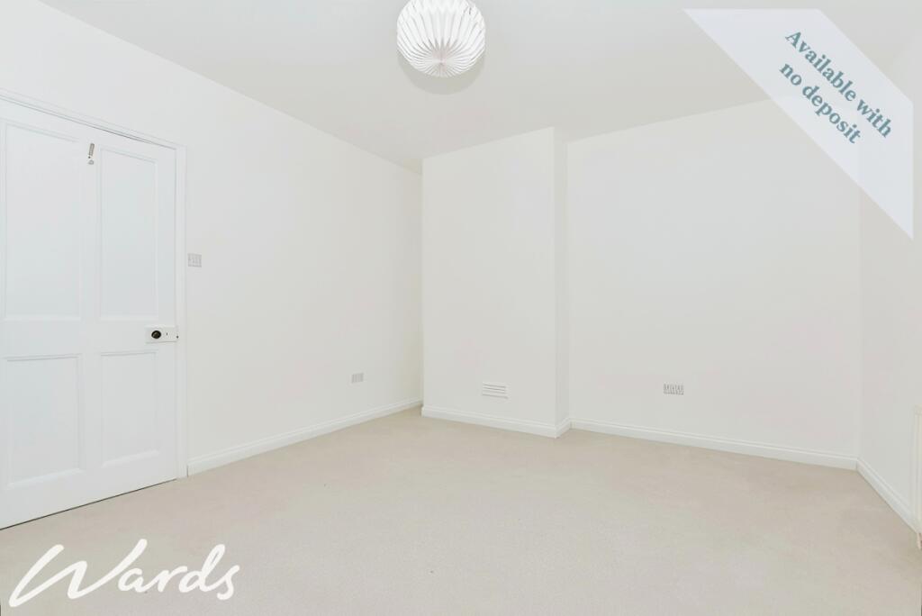 4348e7ab-Bedroom 201