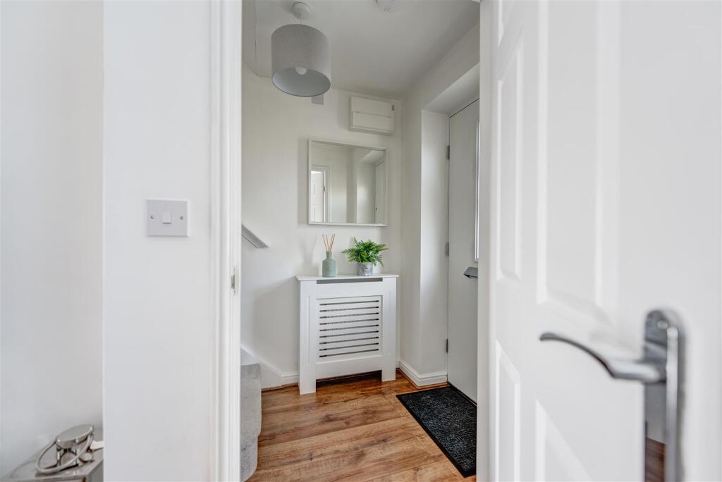 46RemingtonRoad(Interior)-13.jpg