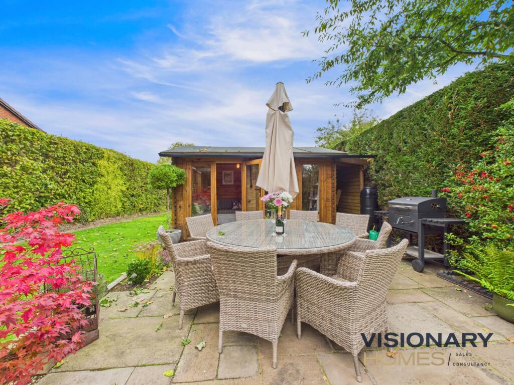 CAM03522G0-PR0220-STILL046