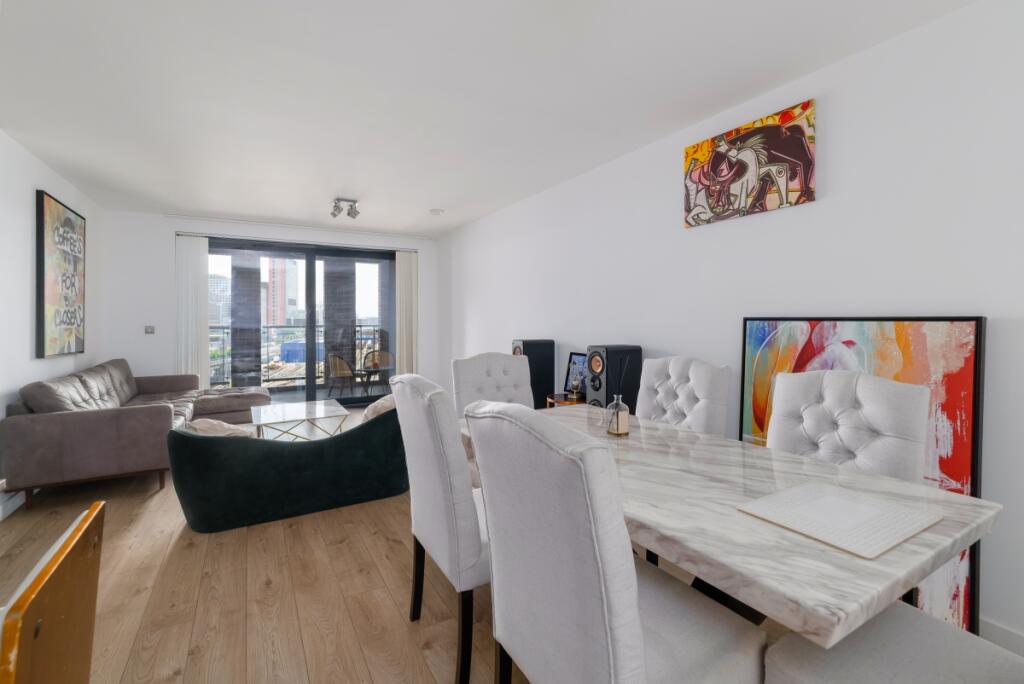 Dining Area - Rec...
