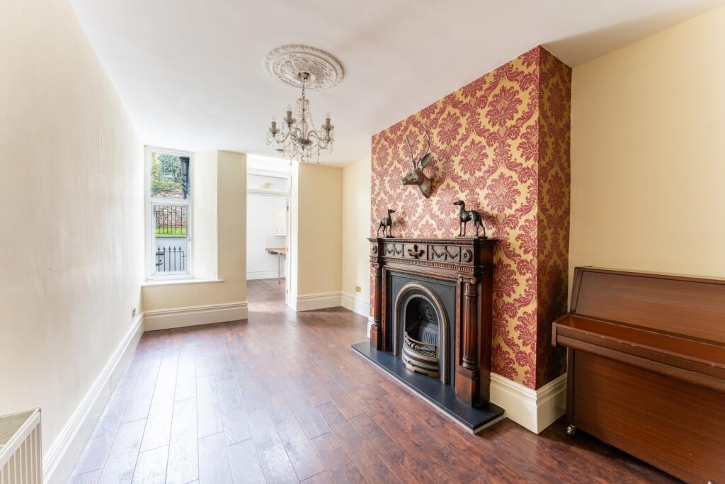 Breakfast room