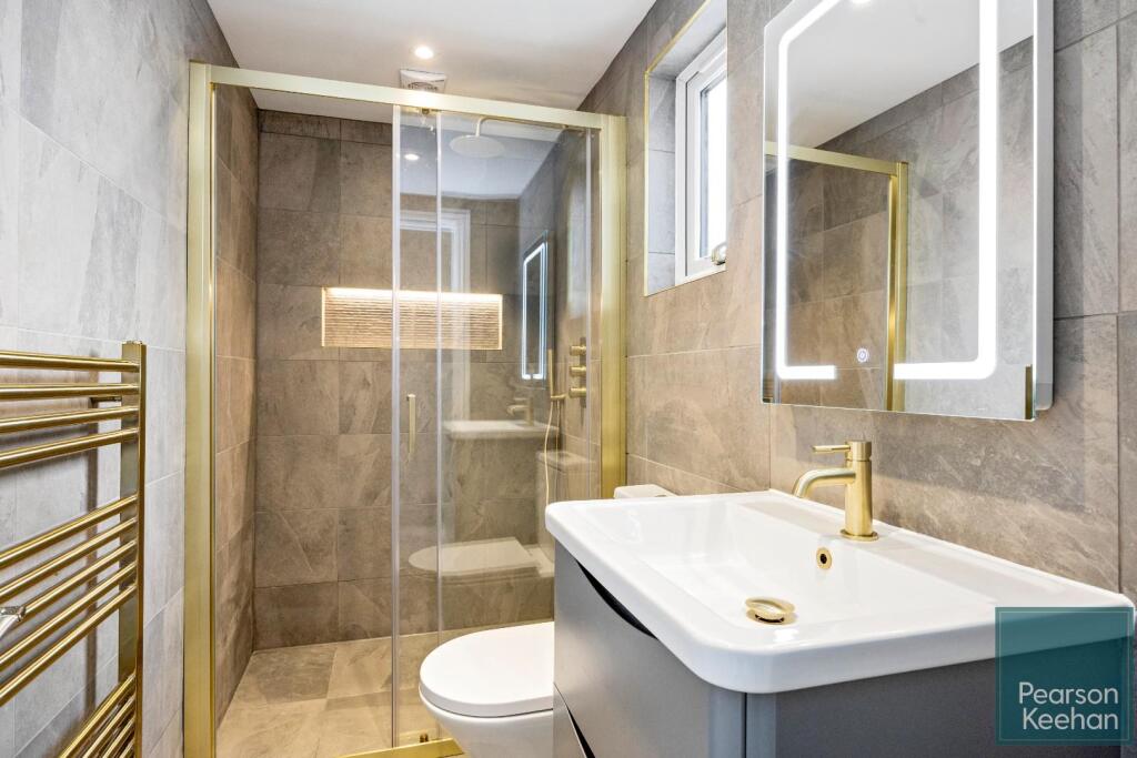 Mortimer Road, 3 Bathroom-035.JPG