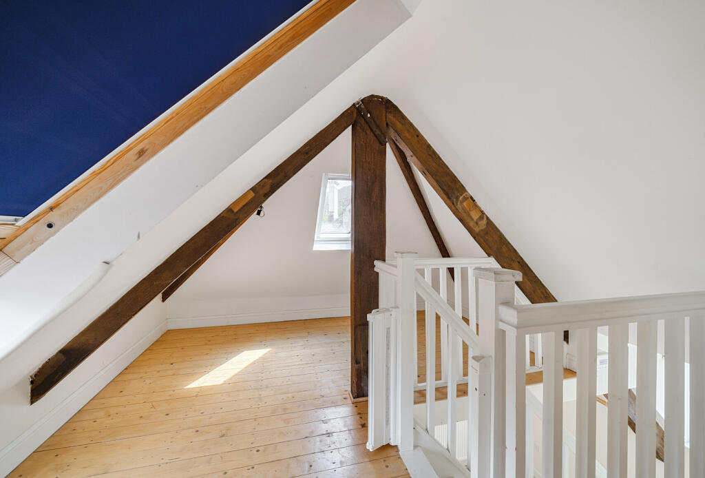 17-6821d621b080d-...