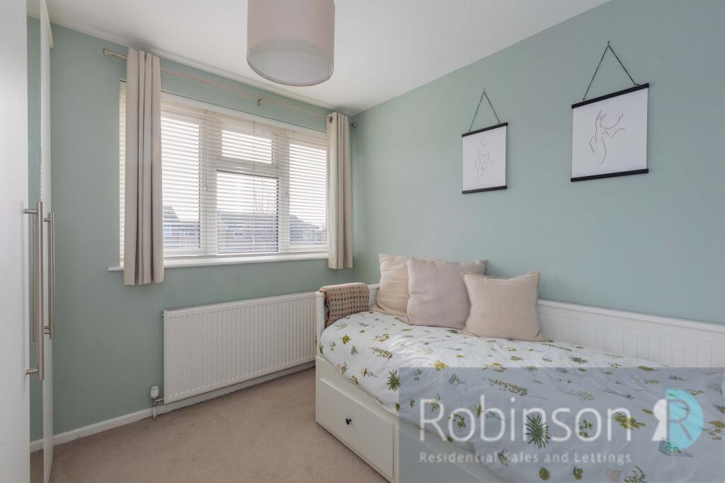 25 Purssell Close-16