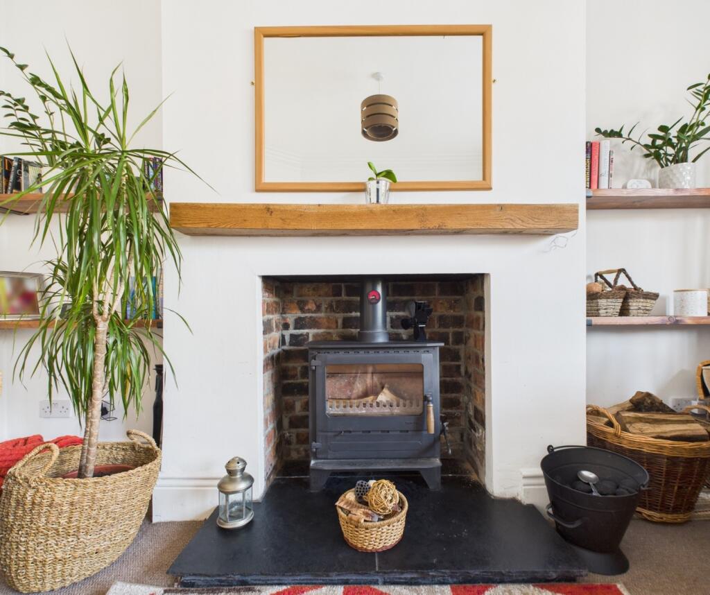 CAM02195G0-PR0083-STILL021