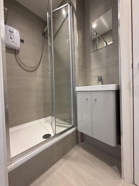 Bathroom2