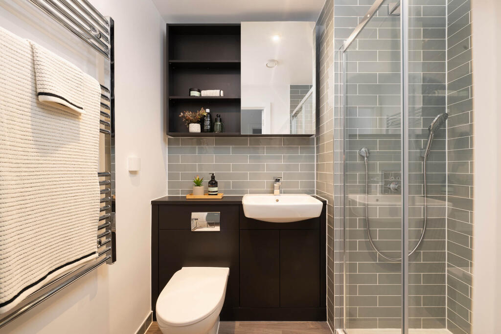 Flat 3 Web Res_026.jpg