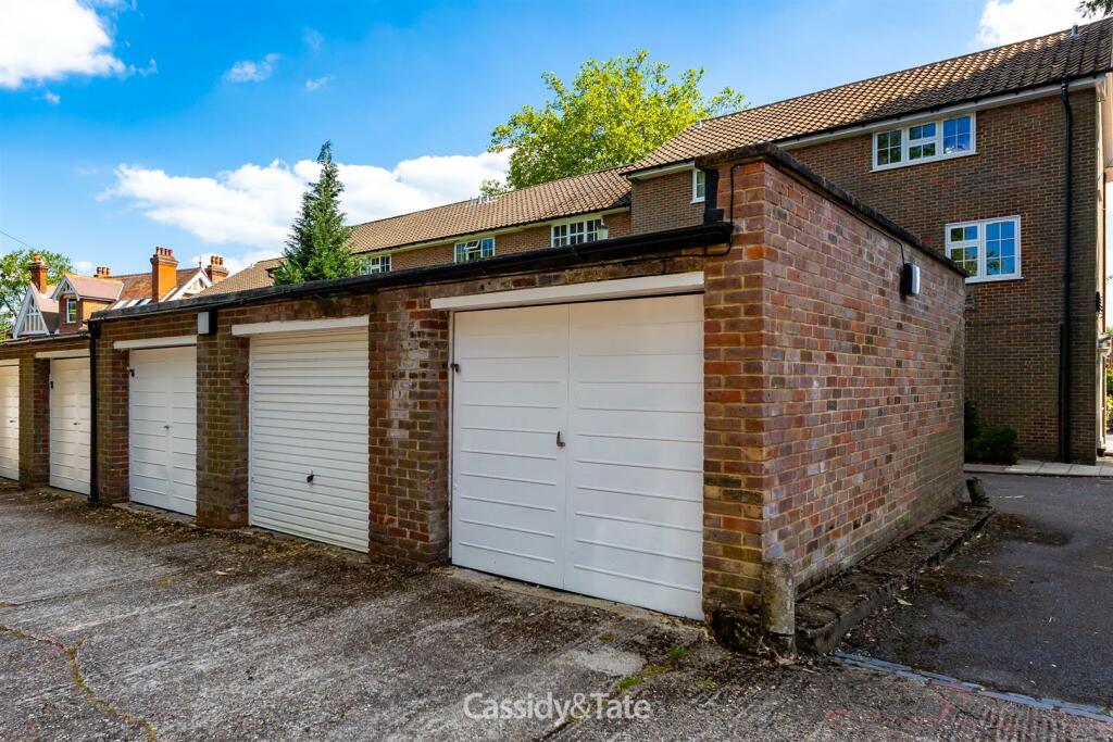 1 Jameson Court_18.jpg