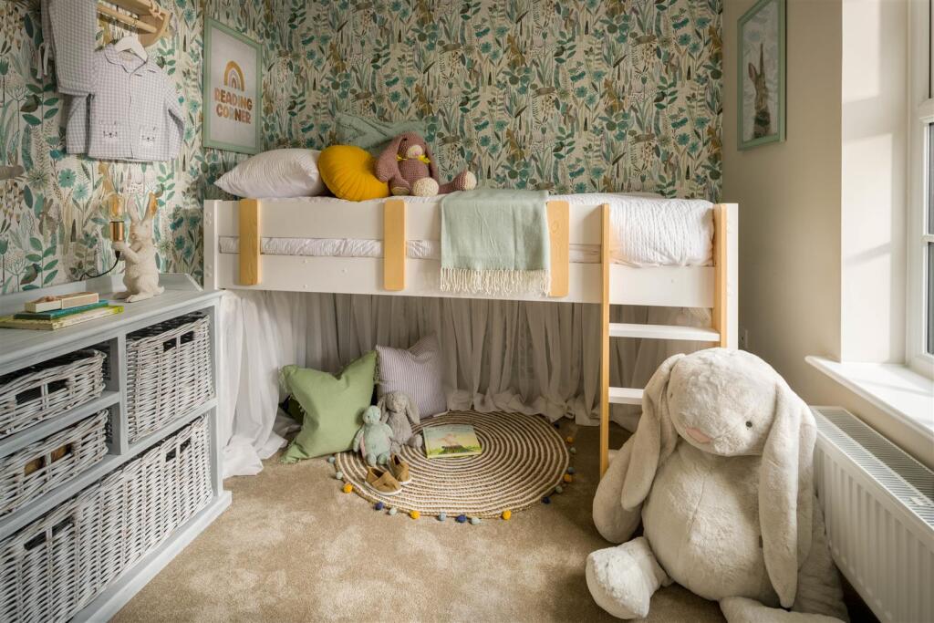 BBL - The Old Parsonage - Bed04-1 (Greenwood).jpg