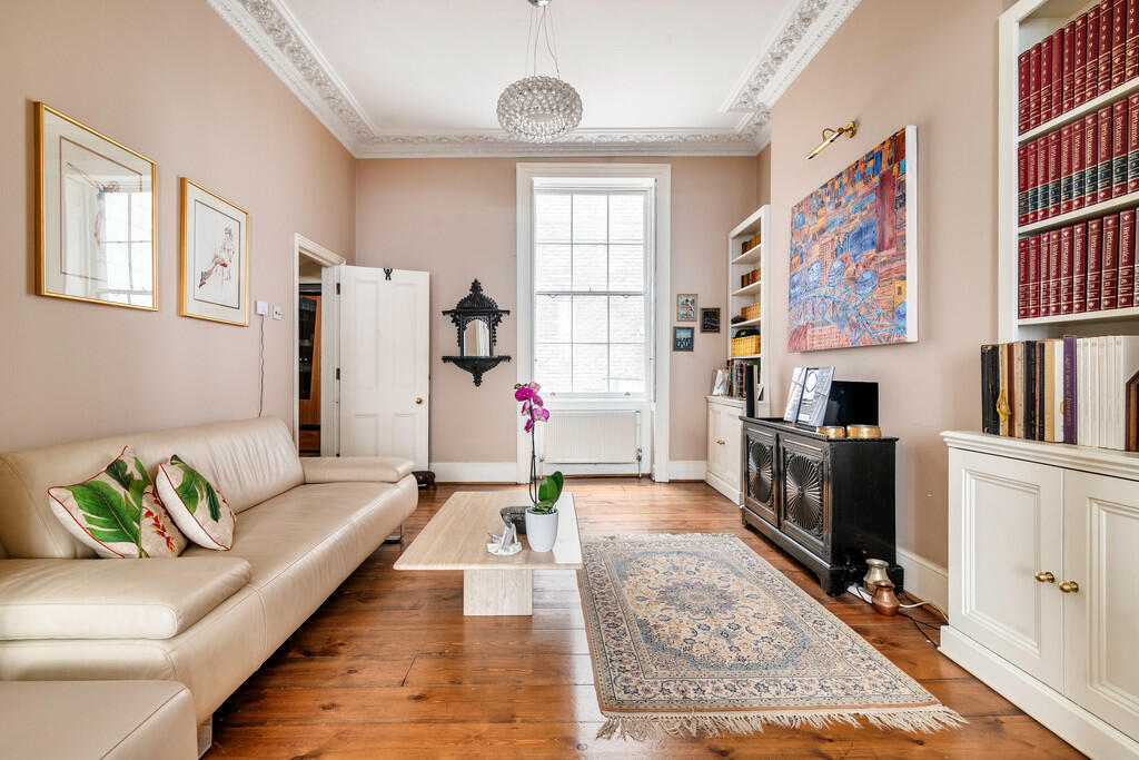 Craven_Street_04