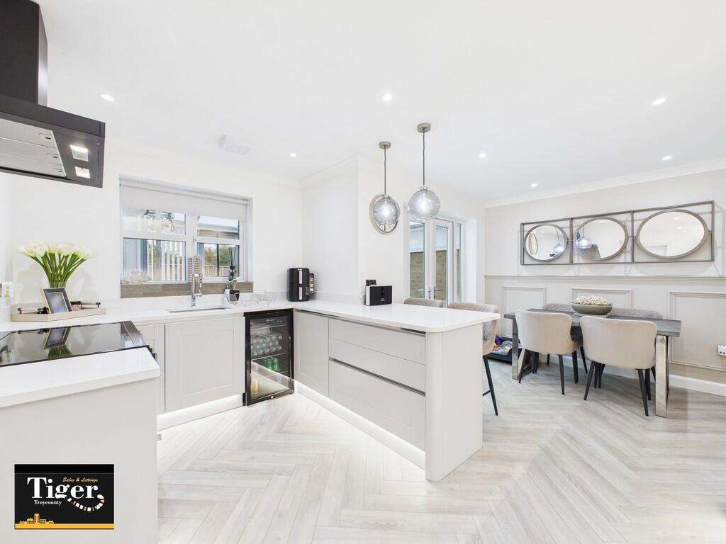 CAM03440G0-PR0436...