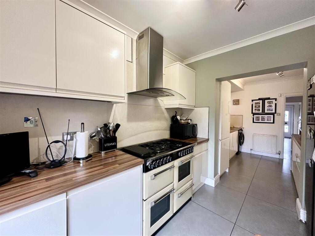 Kitchen/Breakfast Room