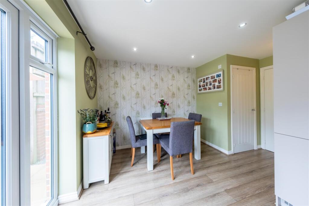 29 Firecrest Way-003.jpg