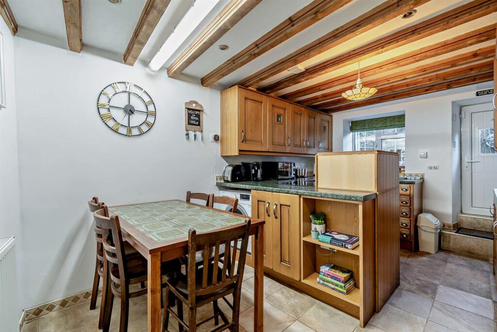 8671934-interior04-800.jpg