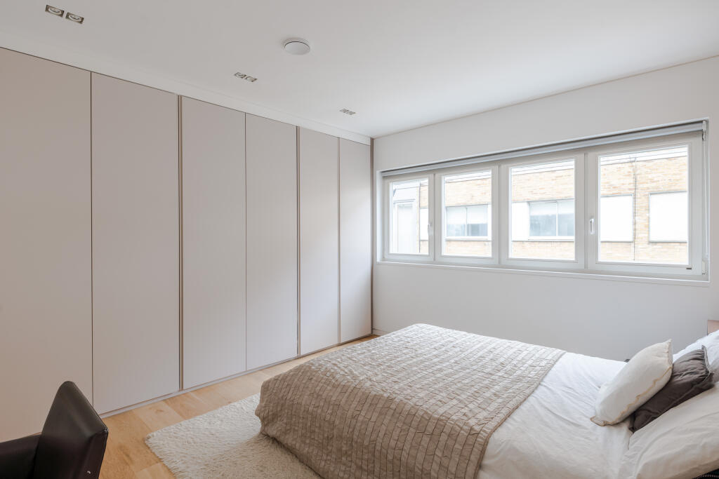 1stFloorBedroom
