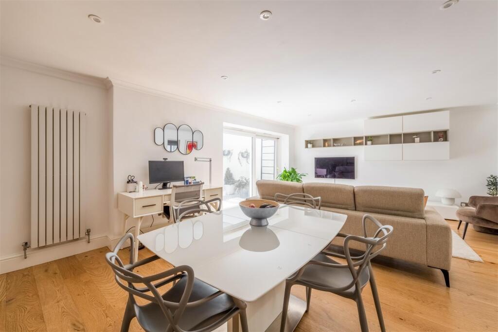 Flat 1, 37 Montpelier Crescent-6.jpg