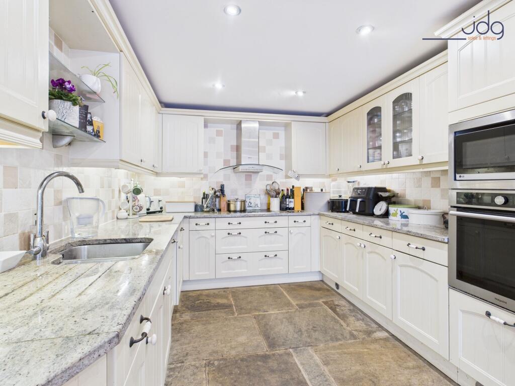 Open Plan Kitchen Dining