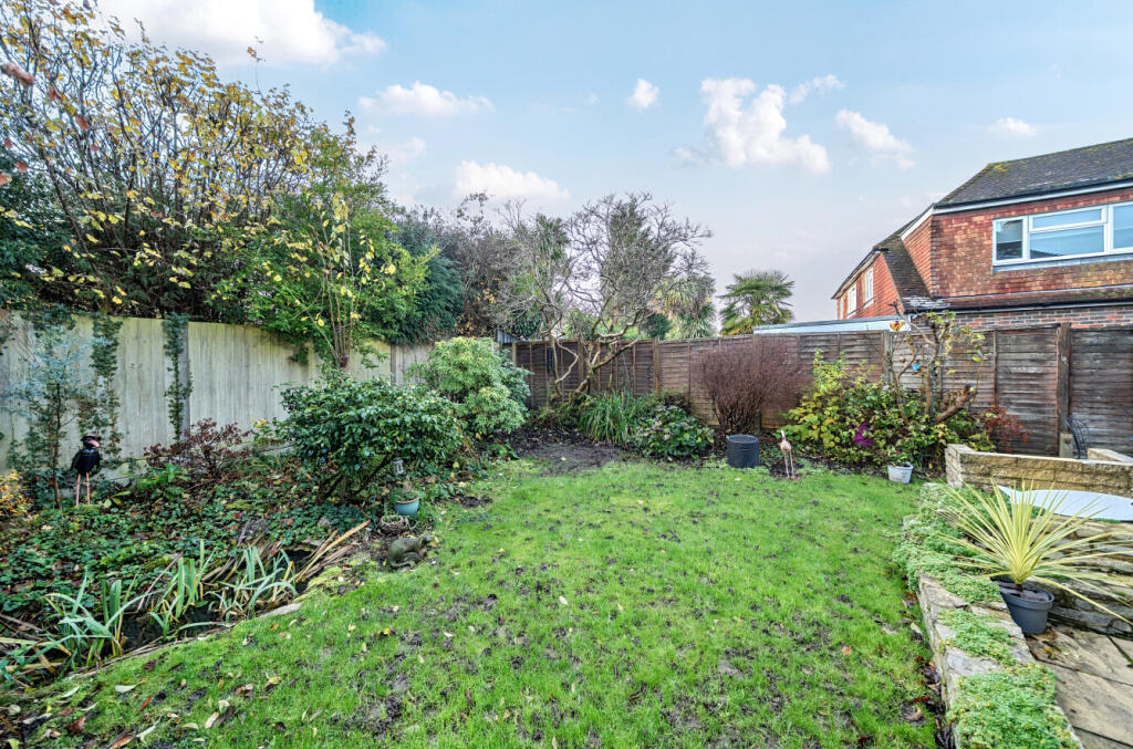 1387099-17-6932b1...