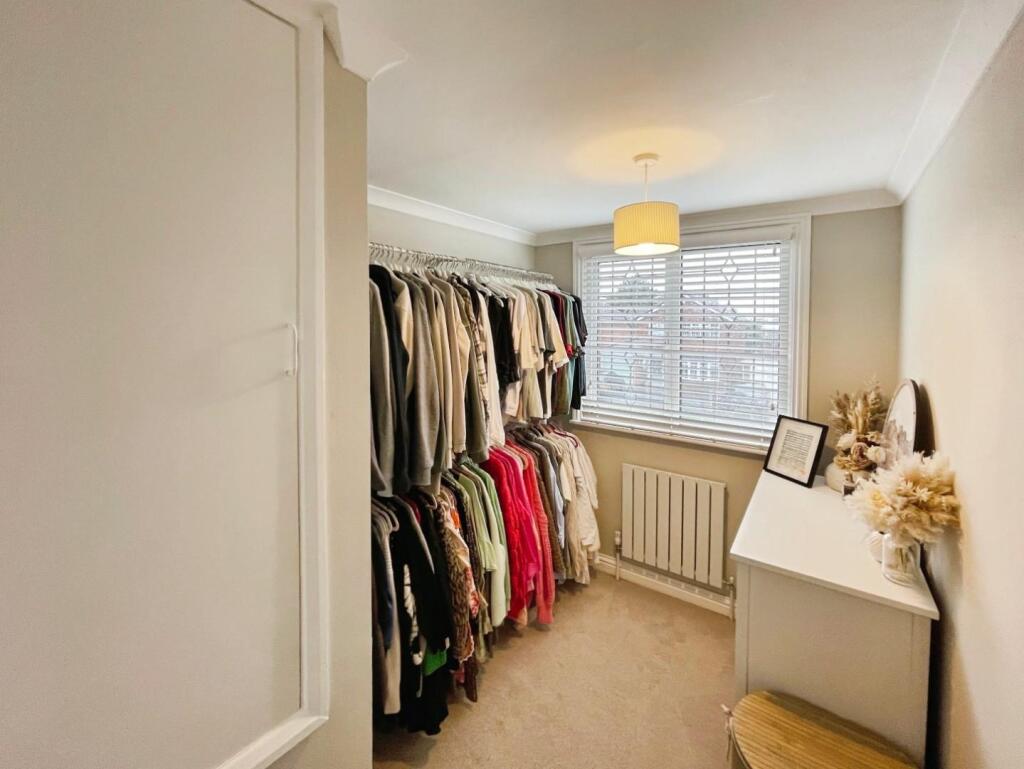 0dd2bcb4--404F-996F-3EE123E85F8C-13671-00000FFDAB0