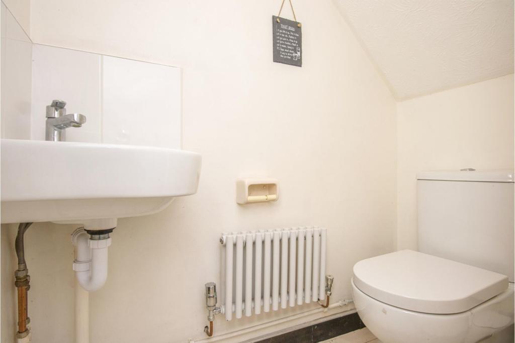 Downstairs Cloakroom