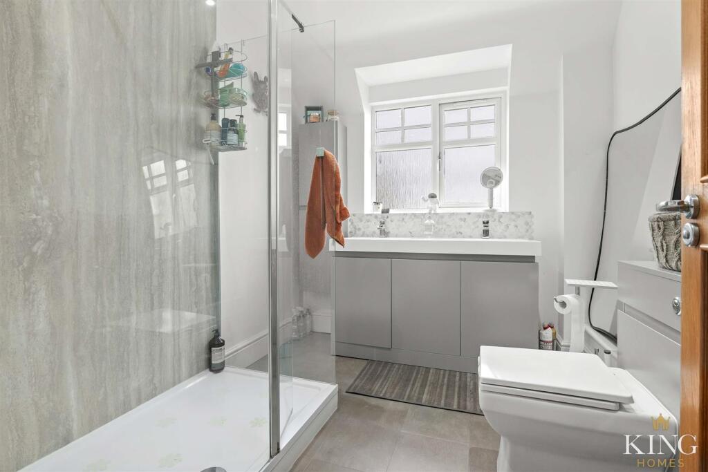King Homes-216.jpg