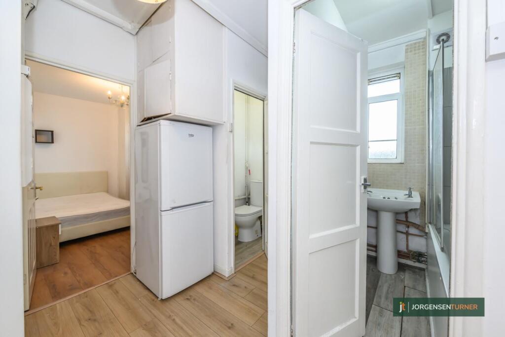 Mackay House 52-002 LR - JT.jpg