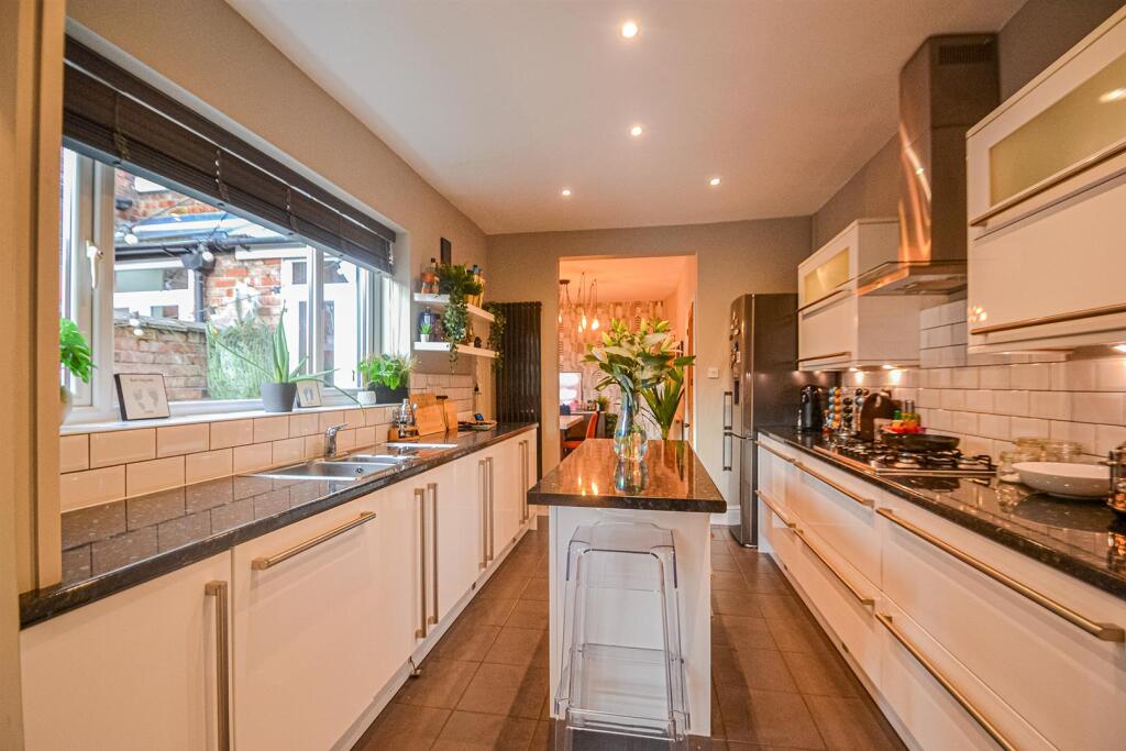 Breakfast Kitchen 22