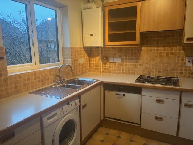 16 Borelli Mews kitchen.jpg