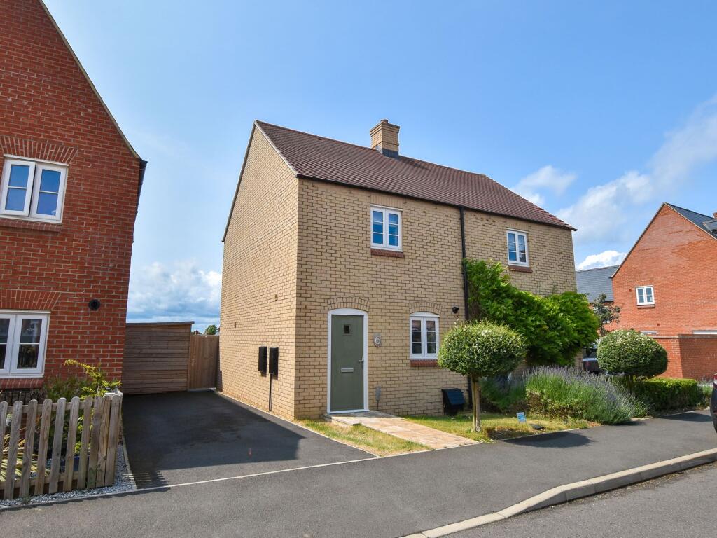 6 Beverley Way