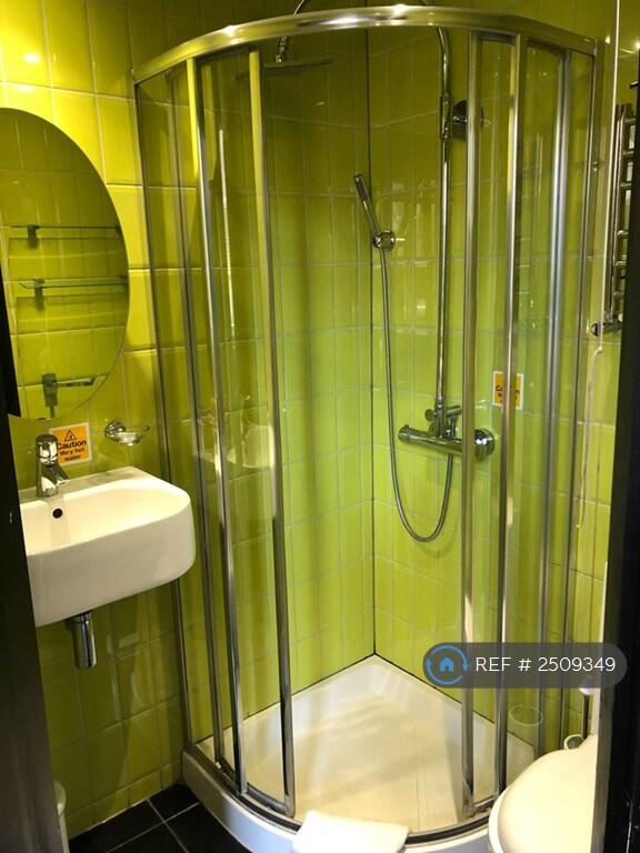 Ensuite Bathroom