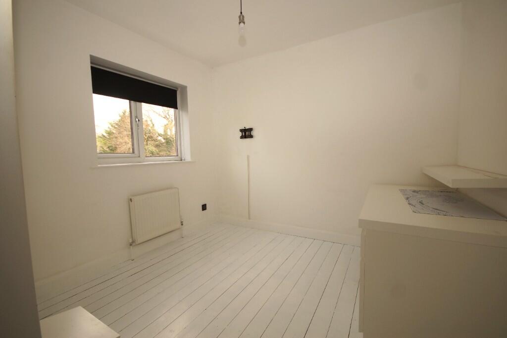 146 Oakridge