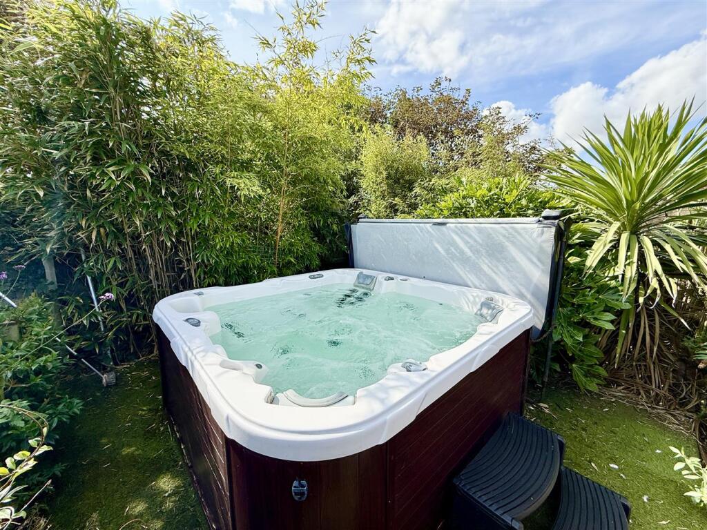 hot tub