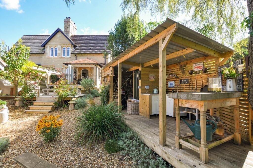 Summer garden kitchen pic provided by owner.jpg