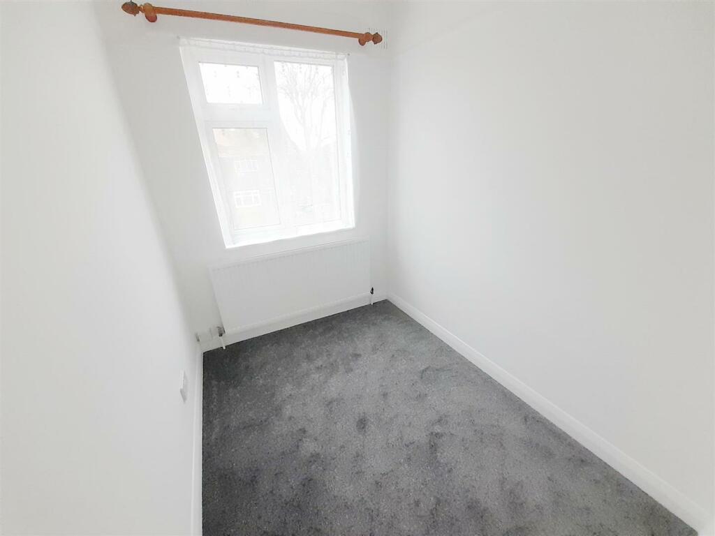 bed 3