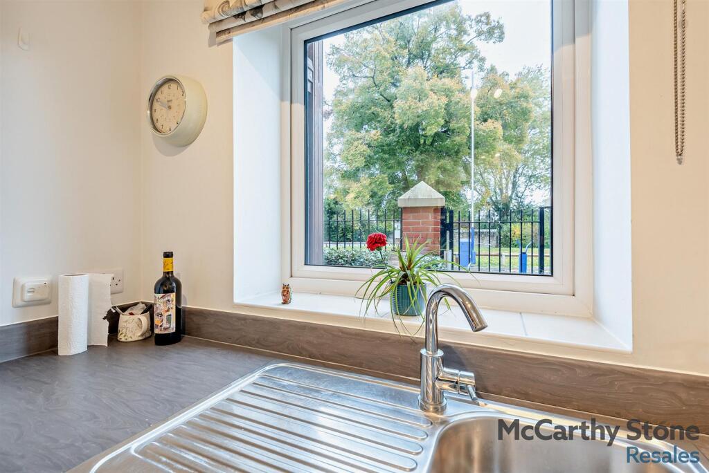 8667940-interior11-800.jpg