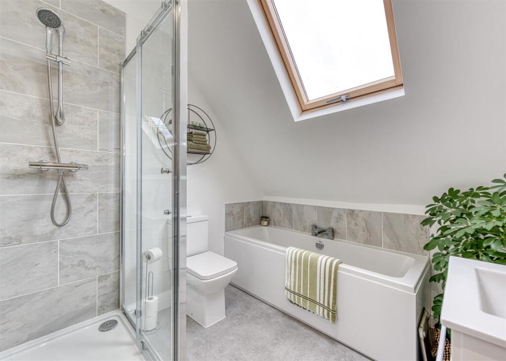 75 Birches Road-bathroom1.jpg