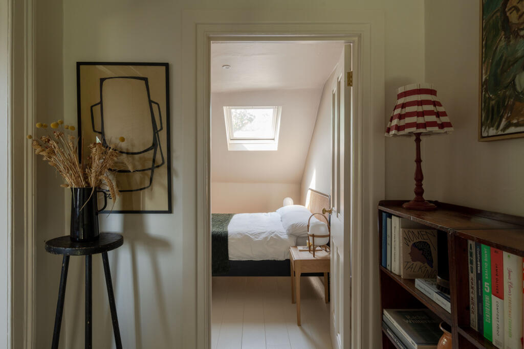 280692 - Greenwood Road, London E8 - high res -...