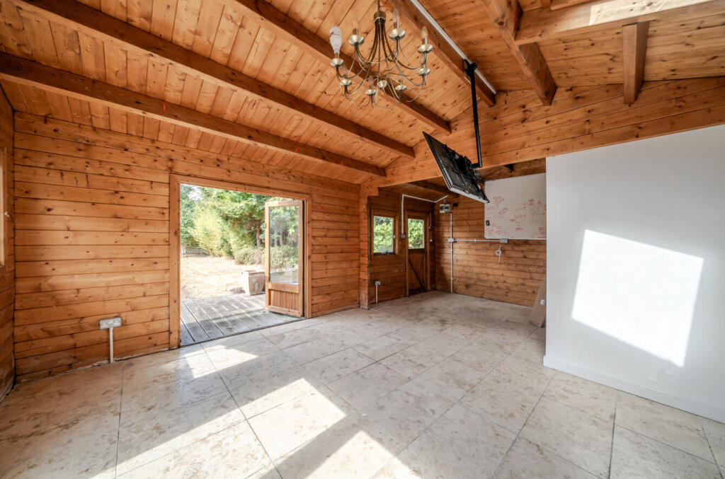 1346742-2-68b0510...