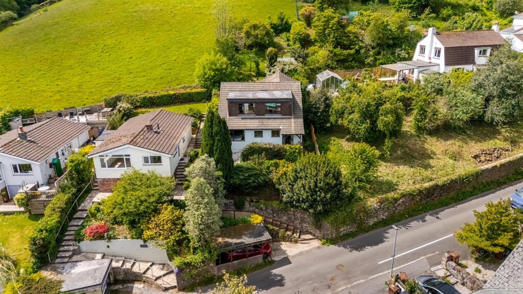 A16 - Belvedere Maudlin Road Totnes - 250519.jpg