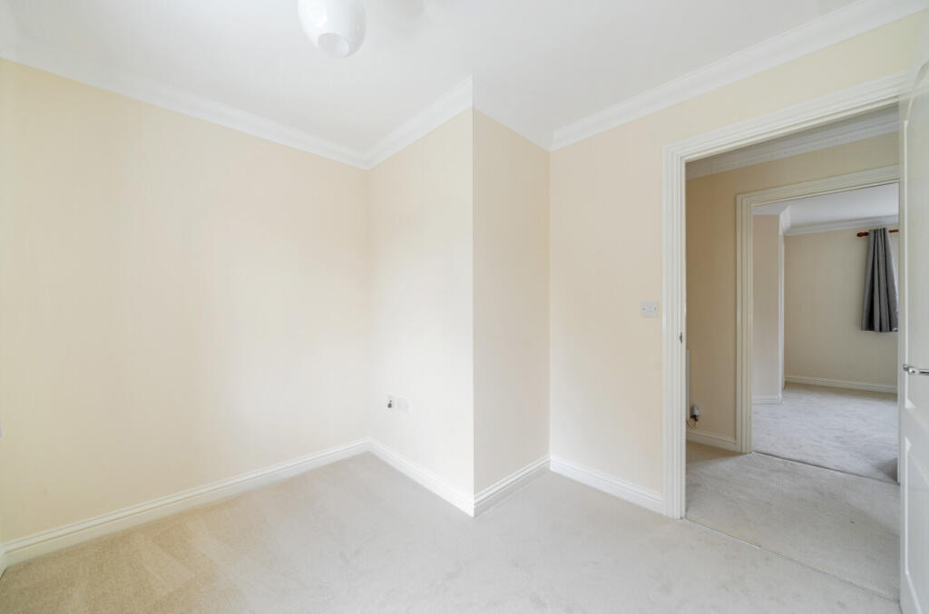 1319351-17-68653e...