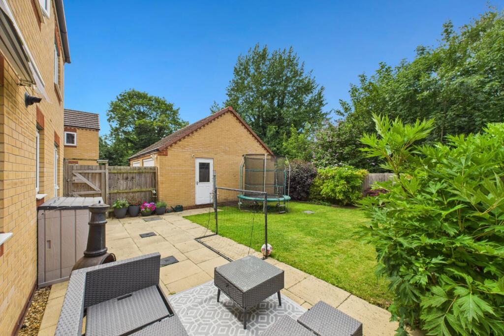 CAM04106G0-PR0146-STILL030 - Copy.jpg