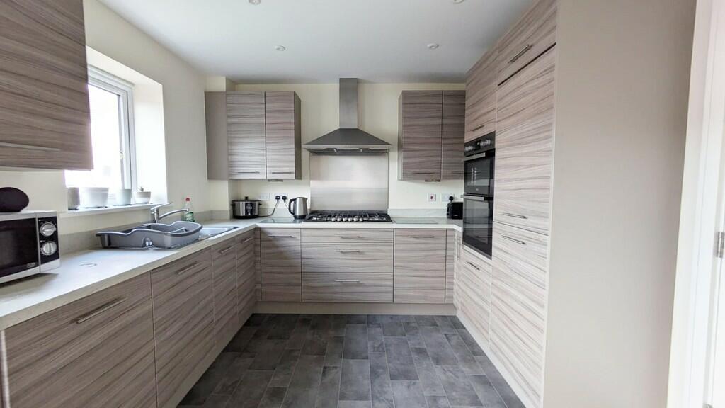 PHOTO-2024-10-10-...