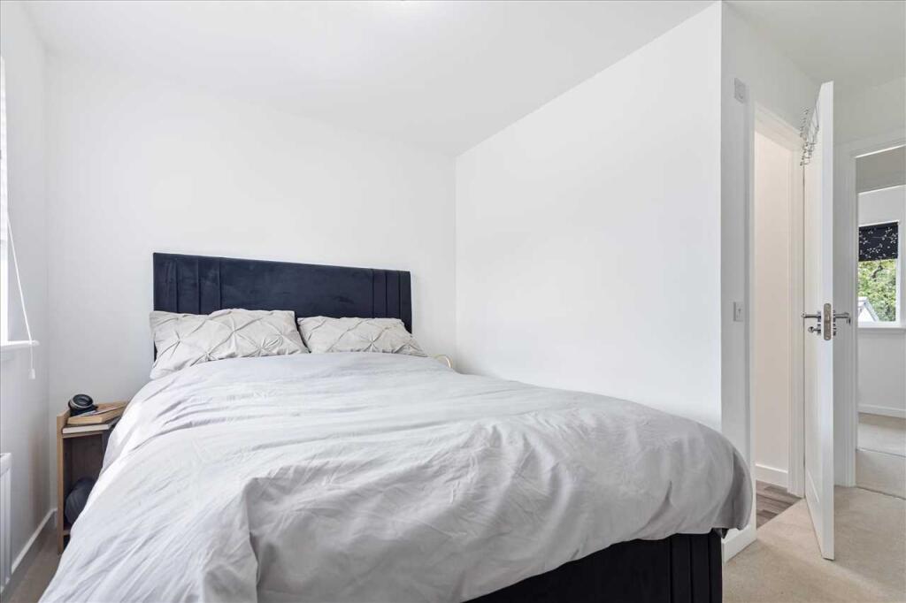 Bedroom One (2)