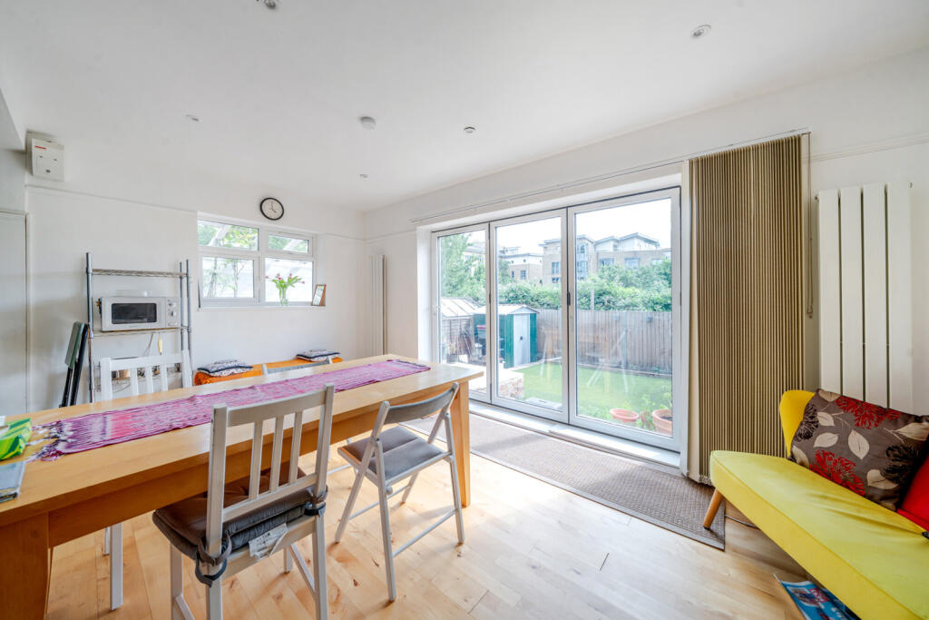 1307025-8-68484b3...