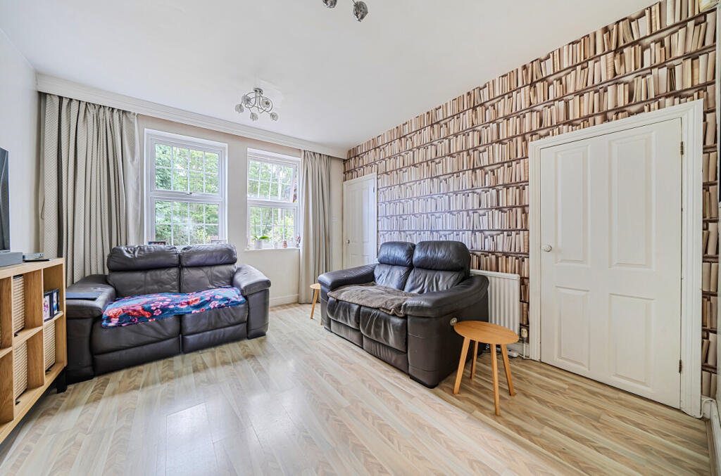 1347591-3-68beee1...